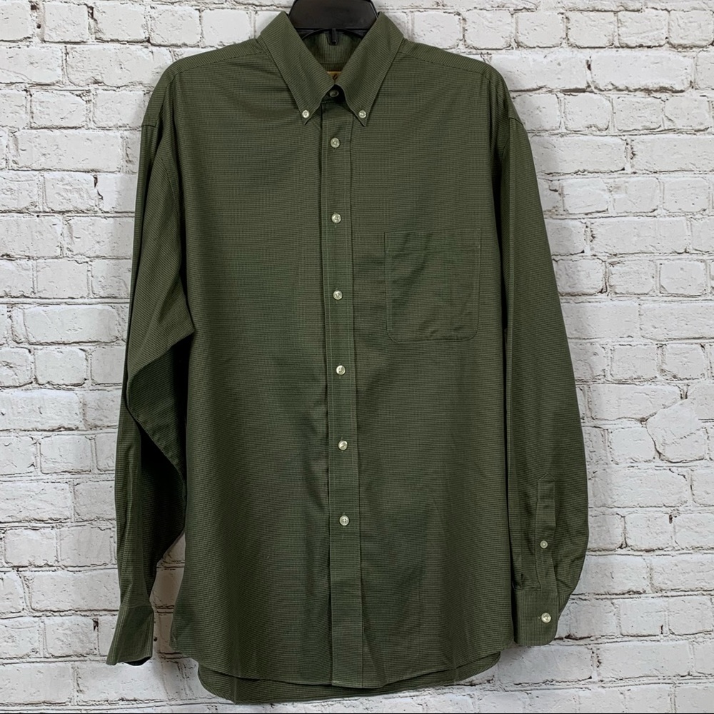 Roundtree and Yorke Gold Label Long-sleeved Button-down Dress Shirt